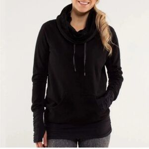 Lululemon 6 Don't Hurry Be Happy Fleece Pullover in Black